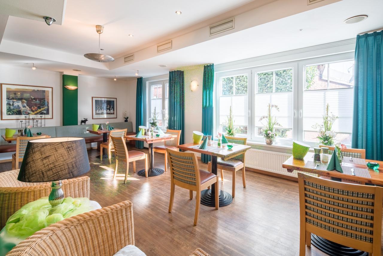 Hotel Zur Post New Style Garrel Esterno foto
