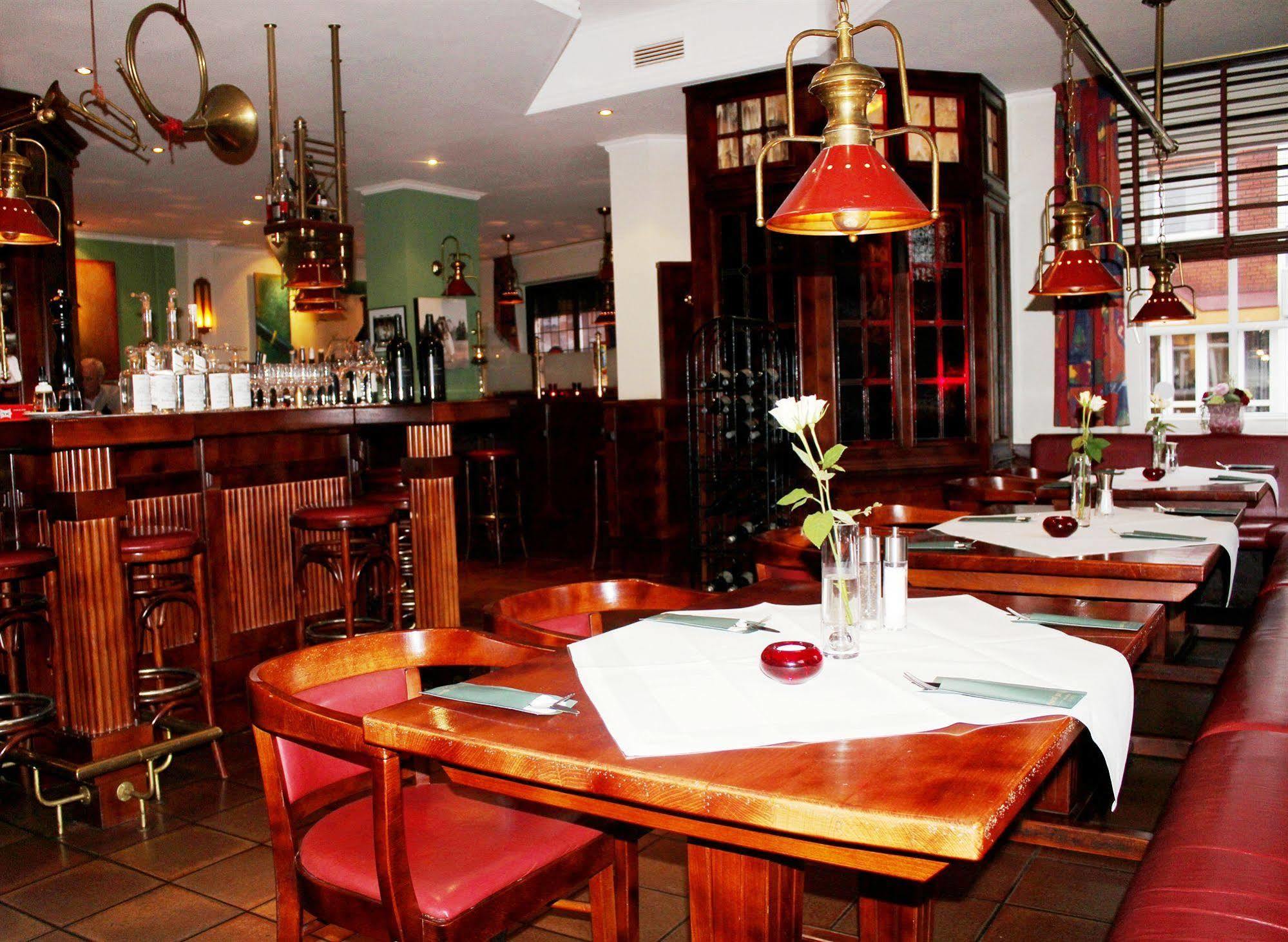 Hotel Zur Post New Style Garrel Esterno foto